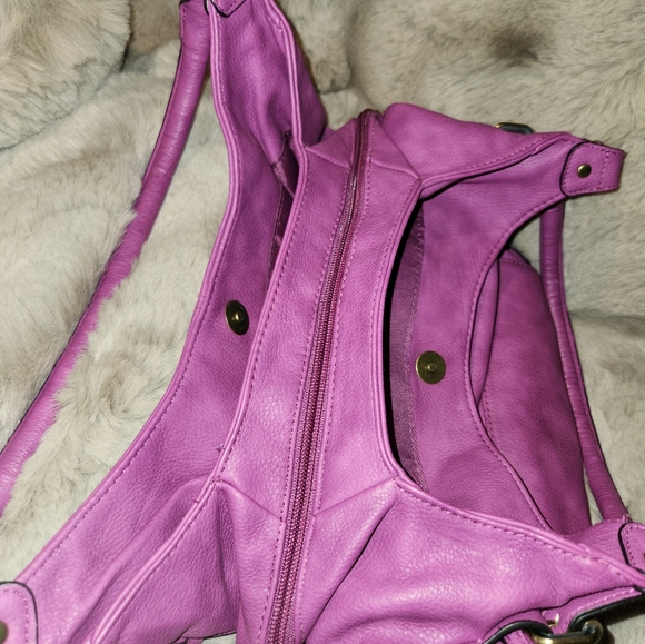 Purse - Picture 2 of 3